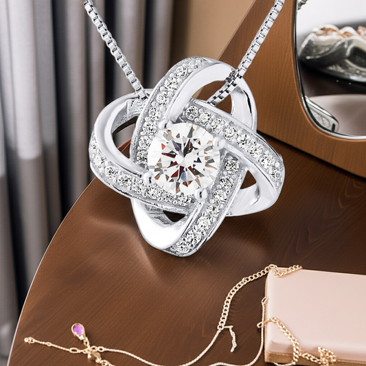 Collier NUD en argent 925 et oxydes de zirconium – vue principale
 | kenvia